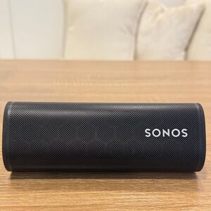 Sonos Roam Portable Smart Speaker – Black